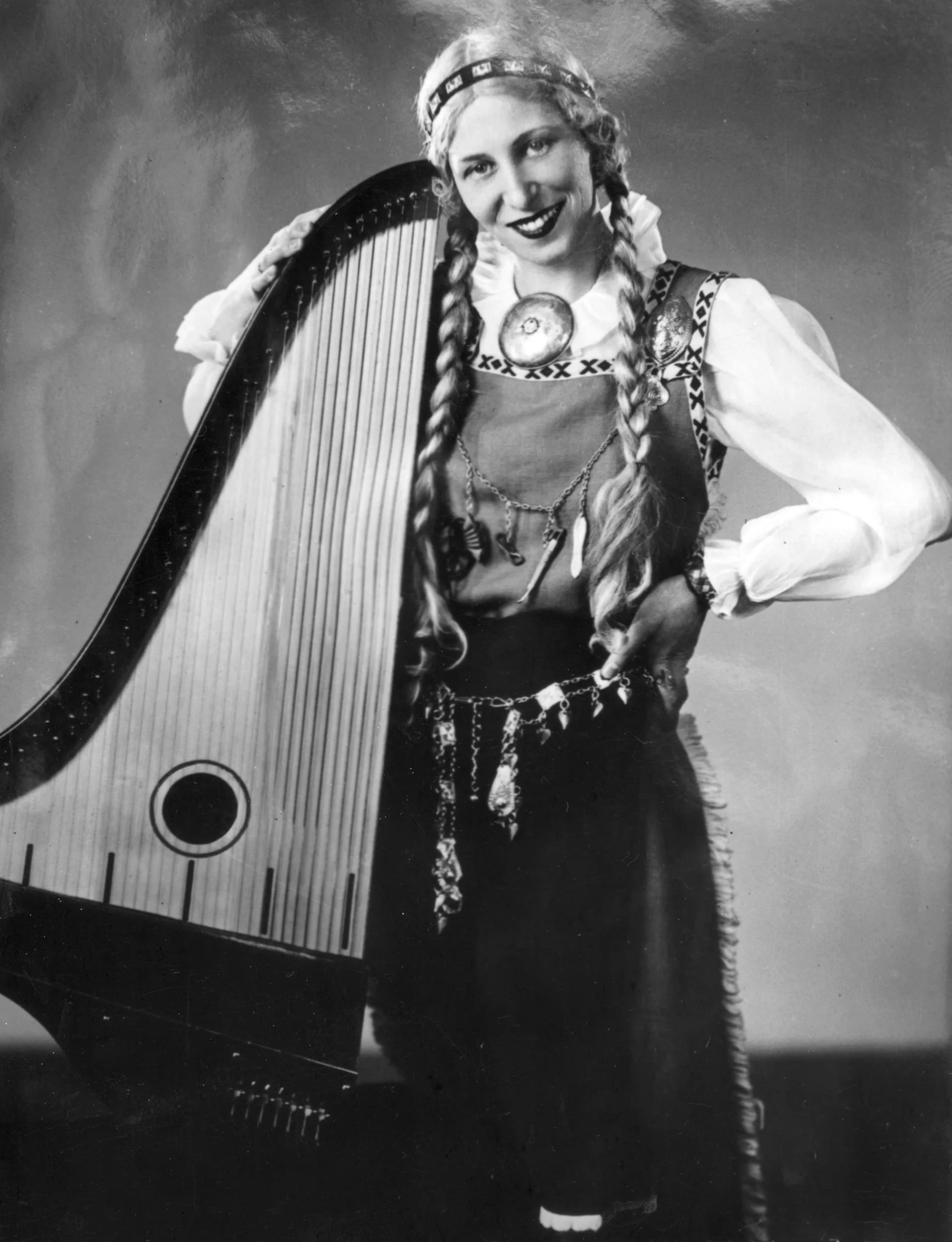 Portrait of Ulla Katajavuori (1909–2001) – memorial page