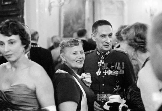 Porträt von Uolevi Poppius (1896–1978) – Gedenkseite