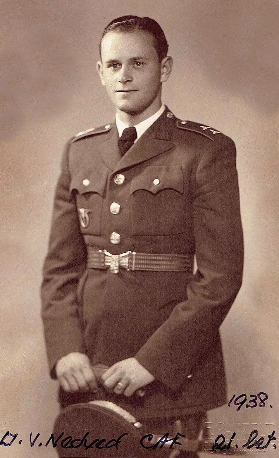 Porträt von Vladimír Nedvěd (1917–2012) – Gedenkseite