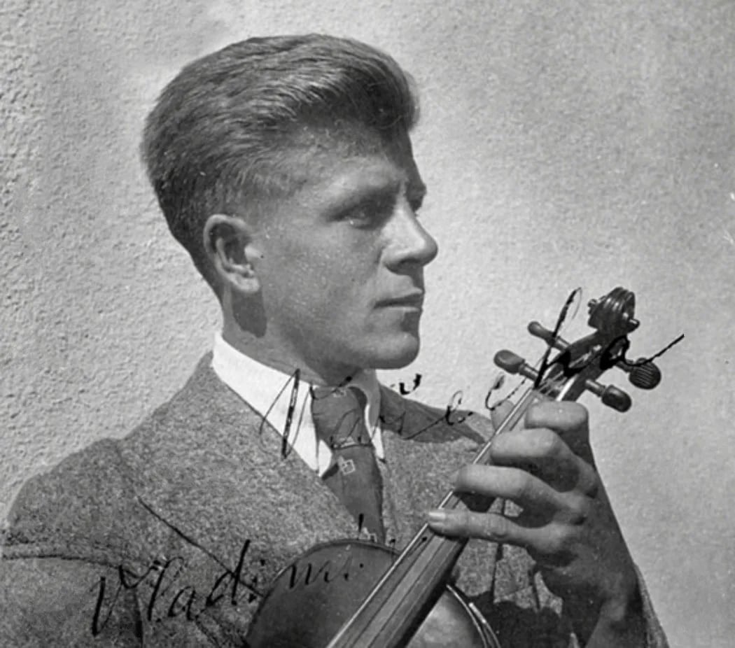 Portrait of Vladimír Vařecha (1917–1999) – memorial page