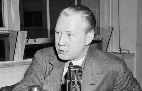 Porträt von Frank Stanton (1908–2006) – Gedenkseite