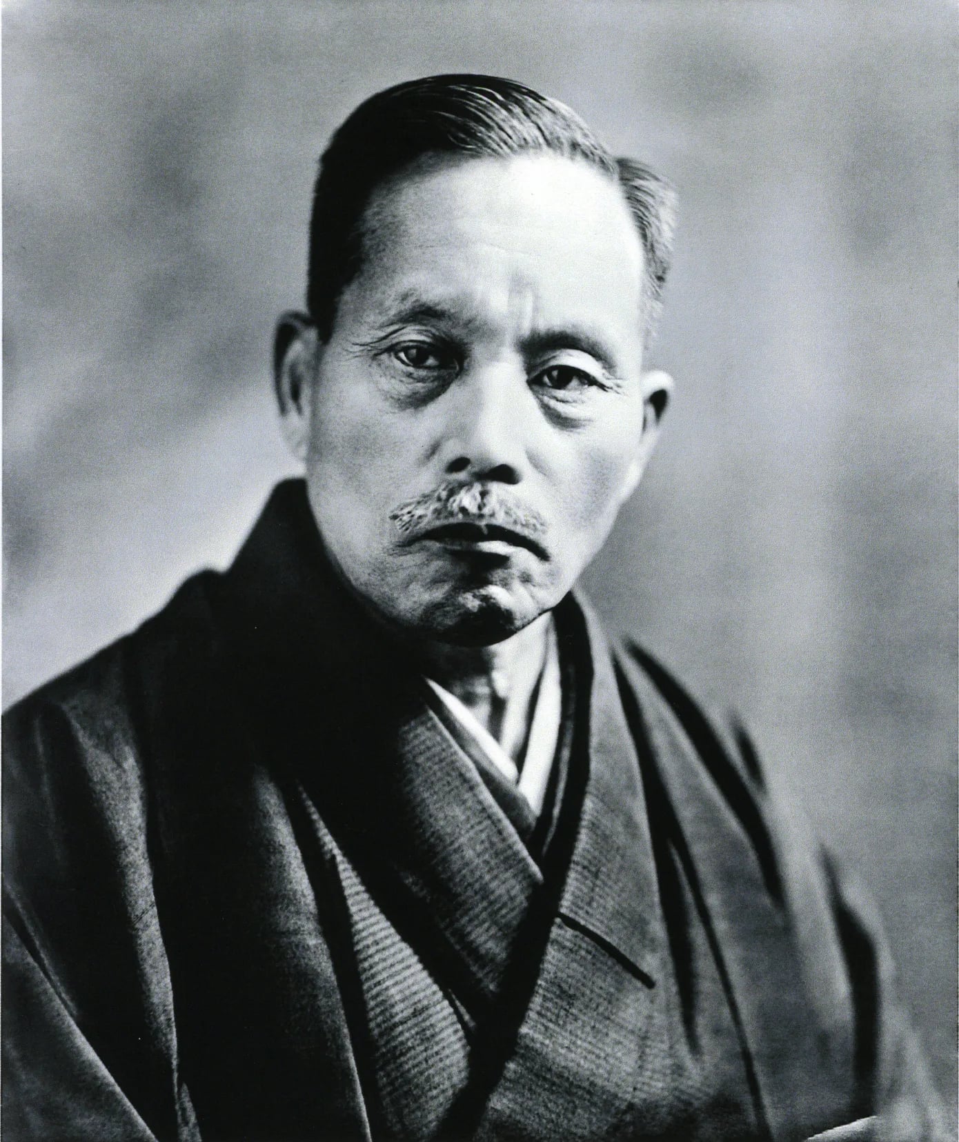 Portrait of Makiguchi Tsunesaburō (1871–1944) – memorial page
