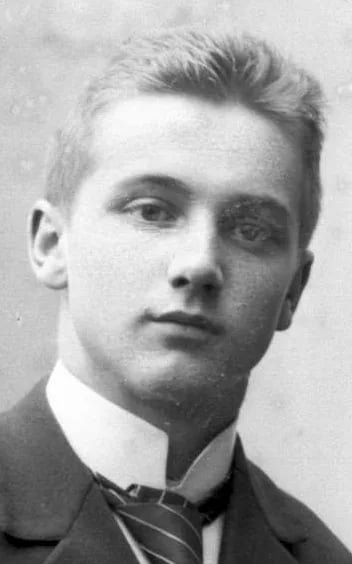 Portrait of George Wegner Paus (1882–1923) – memorial page