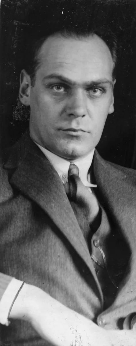 Portrait of Halfdan Ditlev-Simonsen (1894–1962) – memorial page