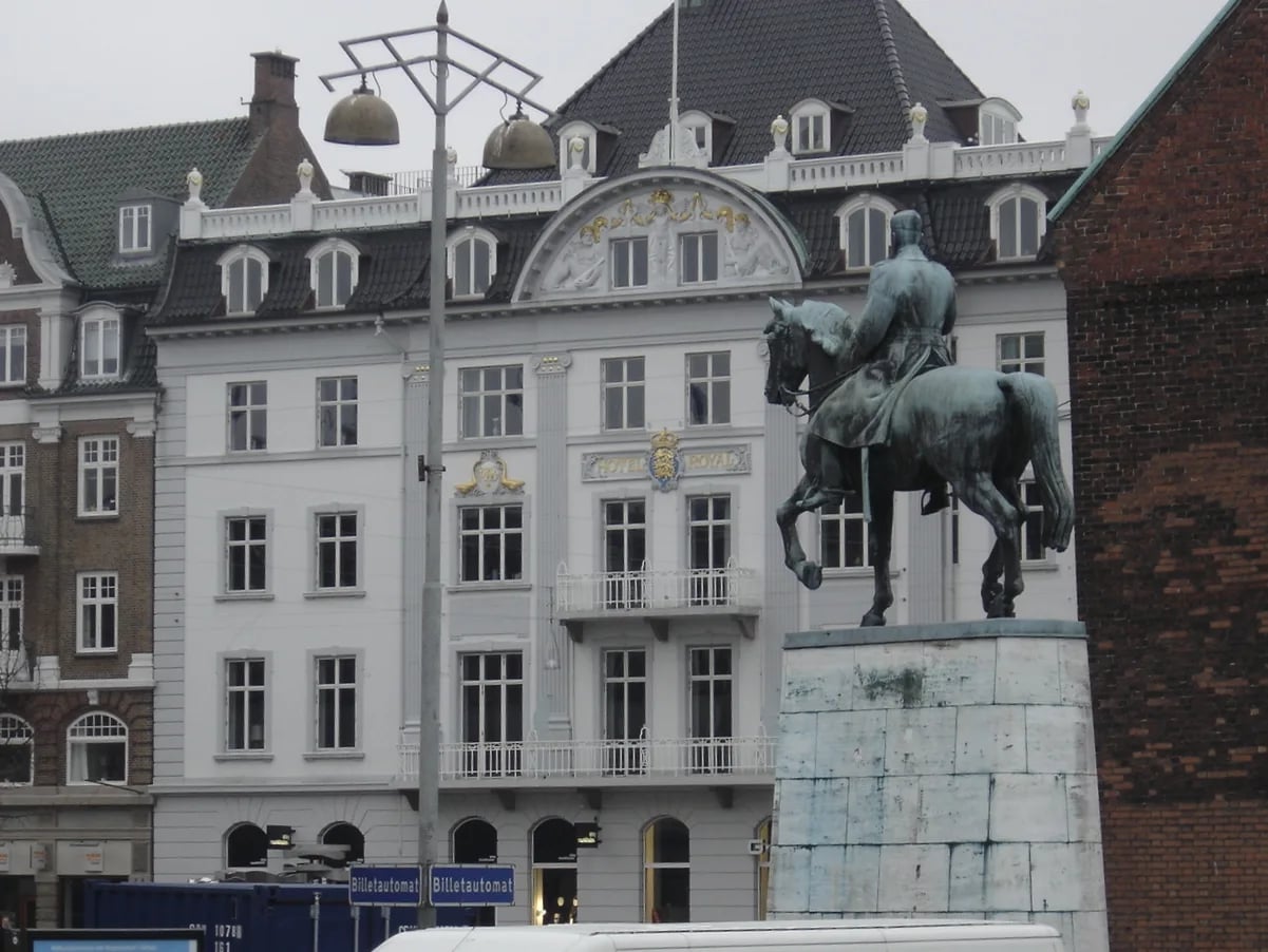 Porträt von Helen Schou (1905–2006) – Gedenkseite