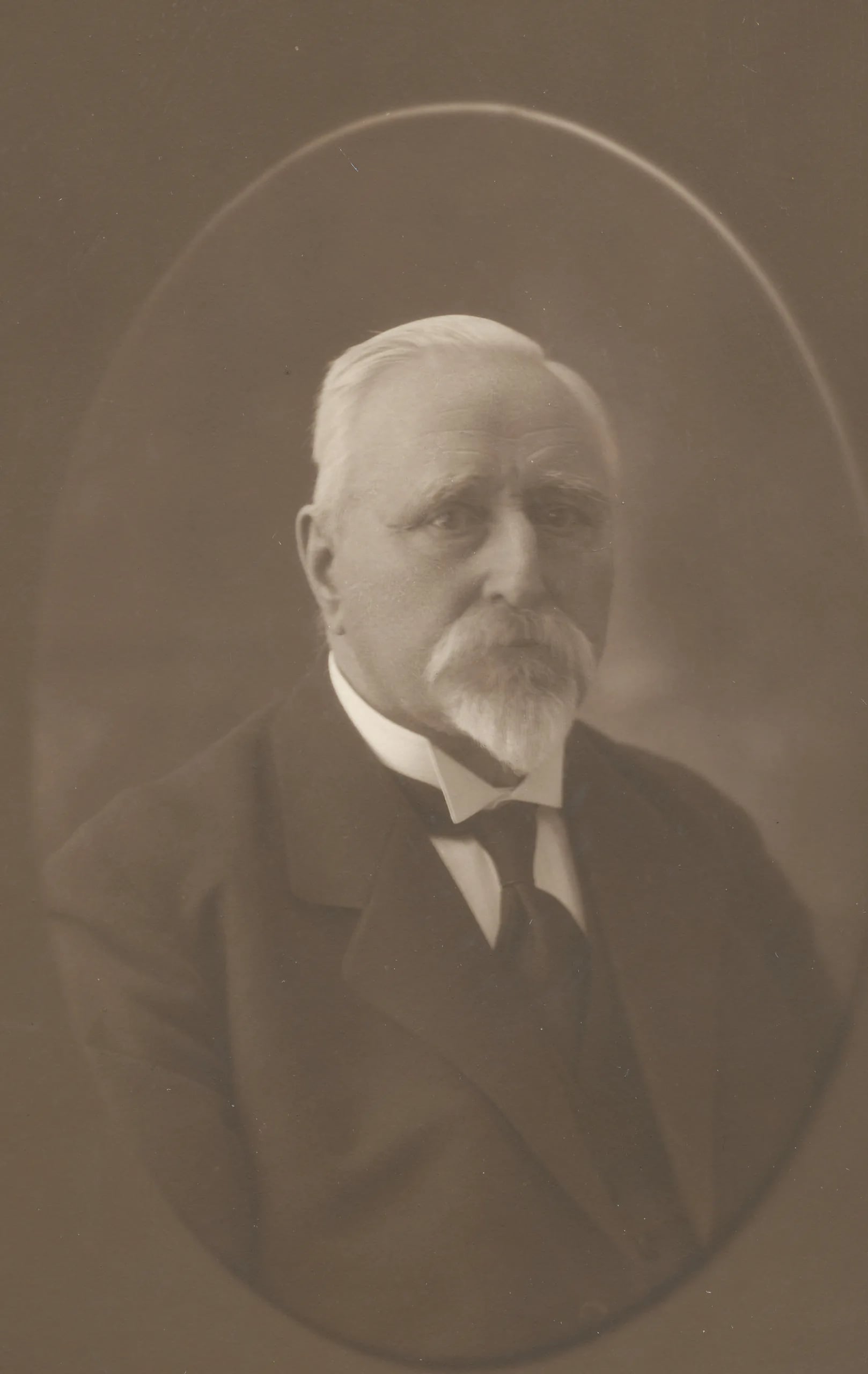 Portrait of Johannes Okkenhaug (1857–1935) – memorial page