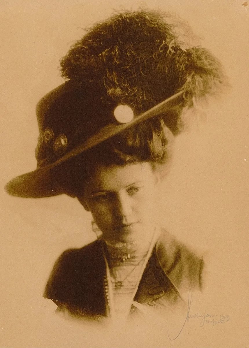 Porträt von Eidé Norena (1884–1968) – Gedenkseite