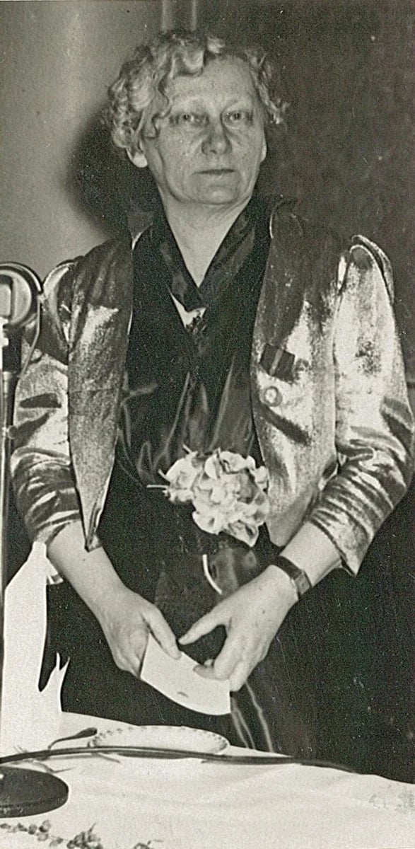 Porträt von Nanna With (1874–1965) – Gedenkseite