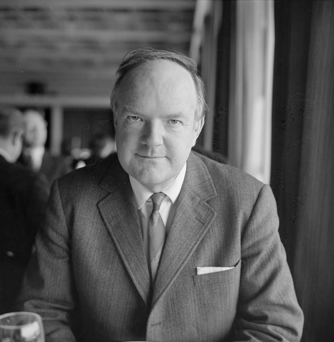 Porträt von Nils Retterstøl (1924–2008) – Gedenkseite
