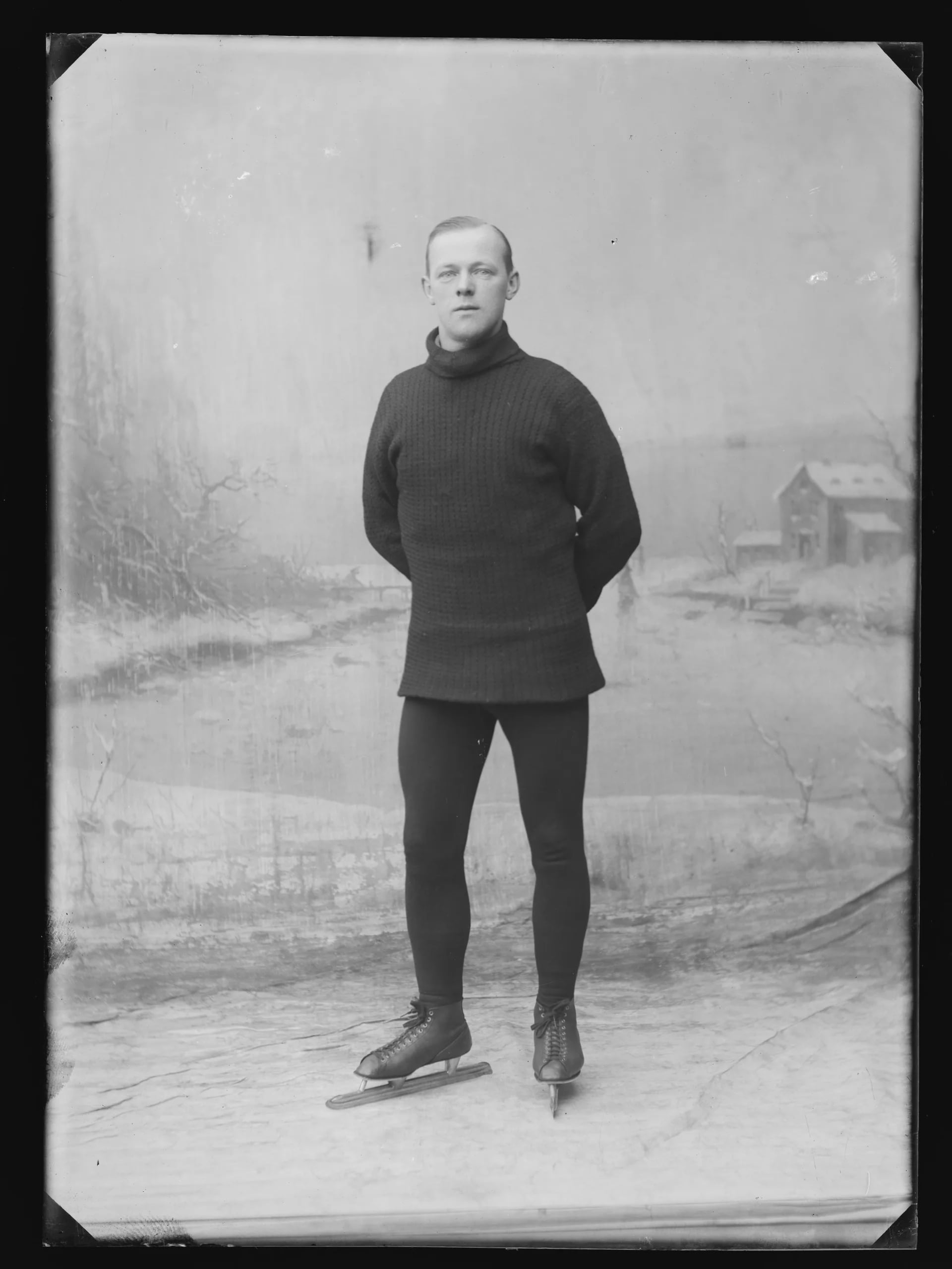 Portrait of Ole Olsen (1897–1924) – memorial page