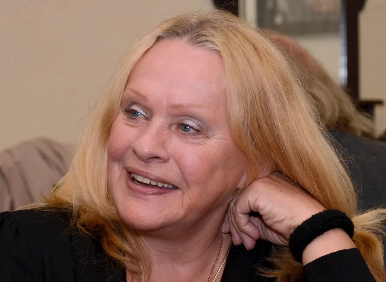 Porträt von Věra Křesadlová (1944–2025) – Gedenkseite