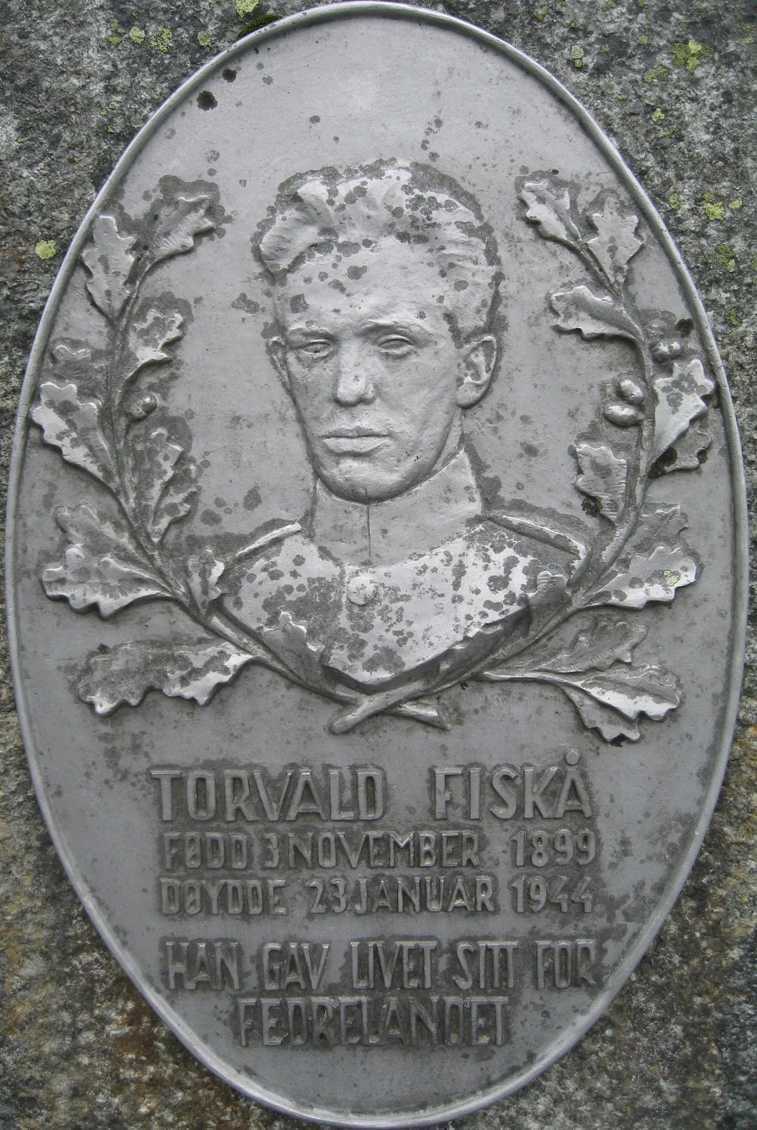 Portrait of Torvald Fiskå (1899–1944) – memorial page