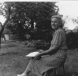 Porträt von Hana Dostalová (1890–1981) – Gedenkseite