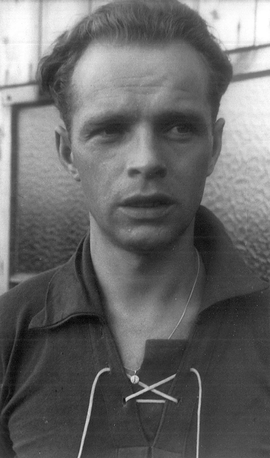 Portrait of Jan Knobloch (1905–1976) – memorial page