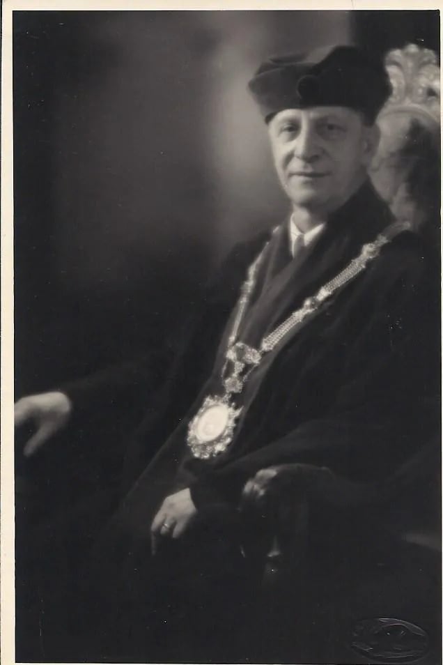 Portrait of Jan Košťál (1884–1963) – memorial page