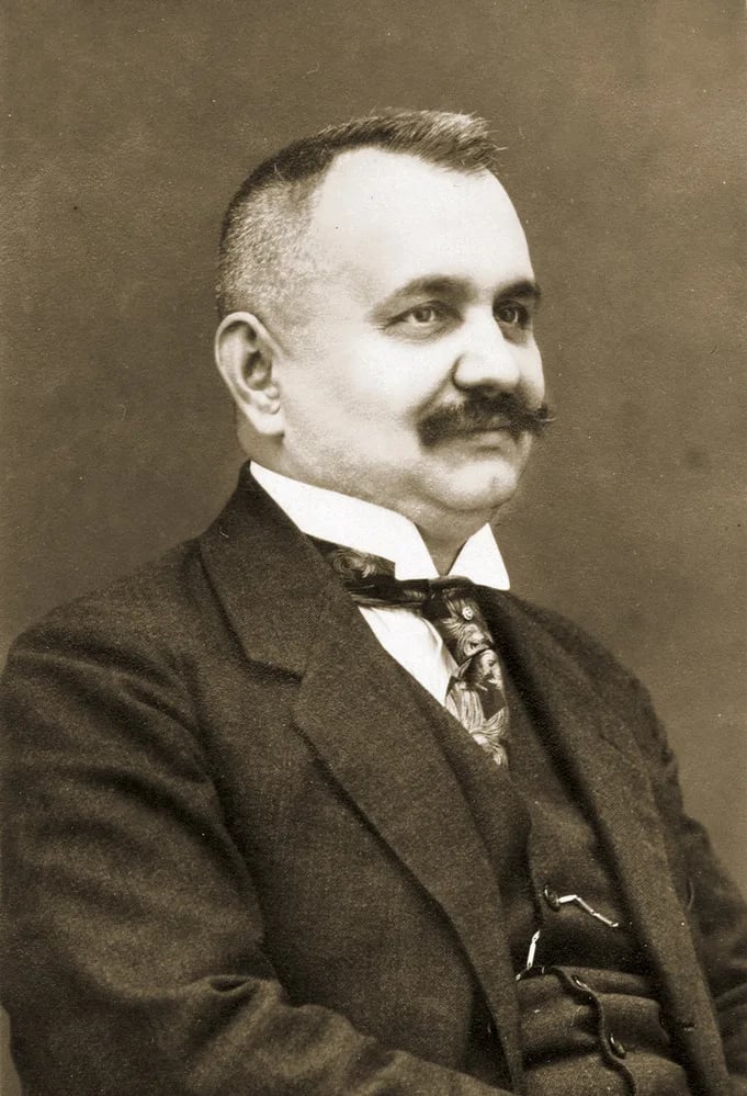 Portrait of Josef Vaňásek (1877–1938) – memorial page