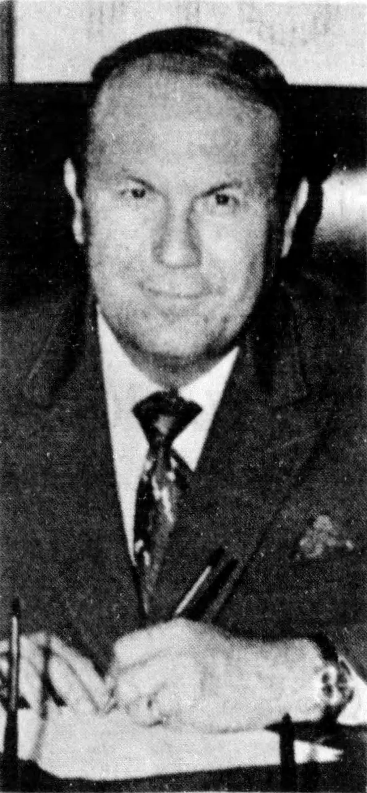 Portrait of David B. McCall (1924–2004) – memorial page