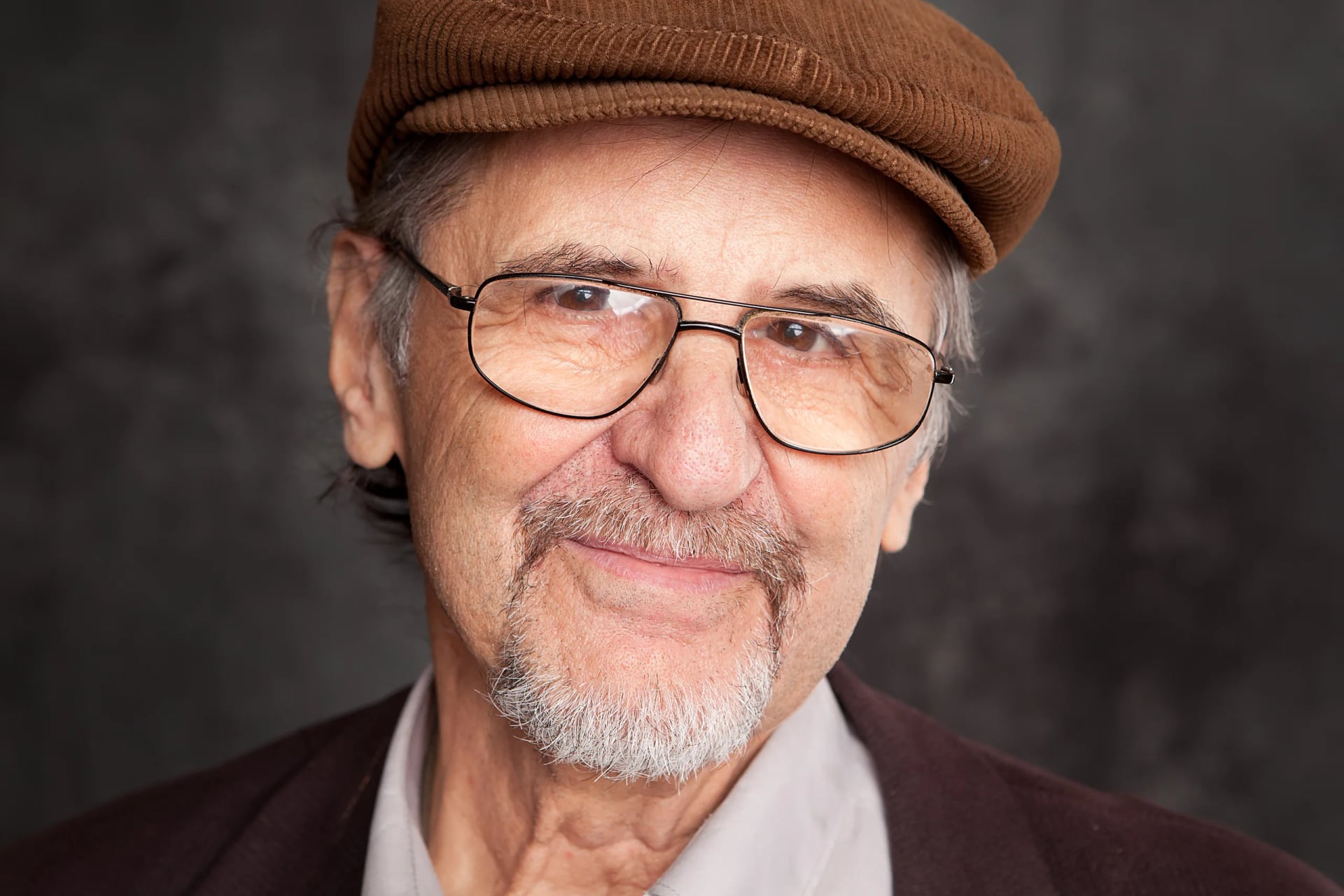 Porträt von Pavel Dias (1938–2021) – Gedenkseite