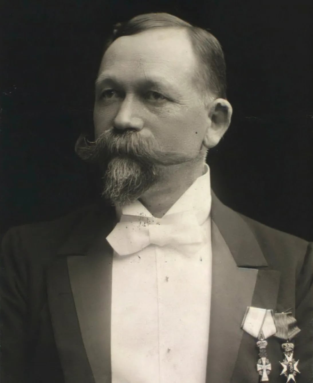 Porträt von H.P. Lunde (1852–1916) – Gedenkseite