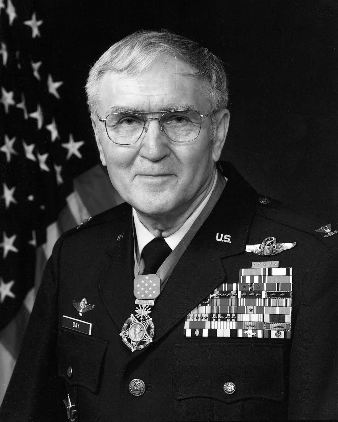Portrait of Bud Day (1925–2013) – memorial page