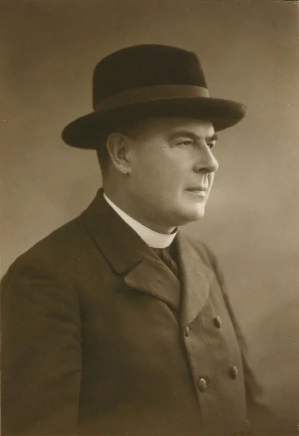 Porträt von Tomáš Hudec (1877–1951) – Gedenkseite