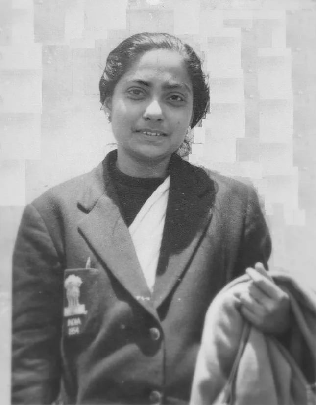 Portrait of Meena Parande (1930–2022) – memorial page
