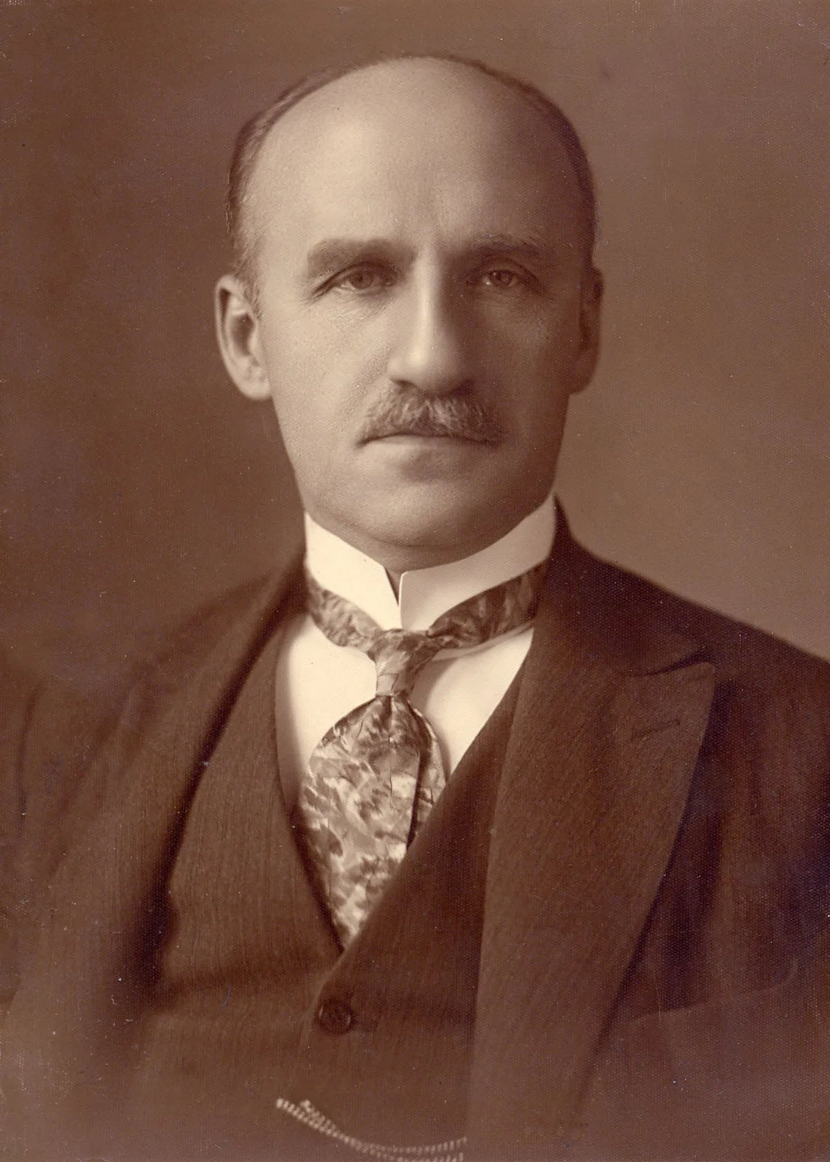Portrait of Burachynsky Tit-Yevhen Yosypovych (1880–1968) – memorial page