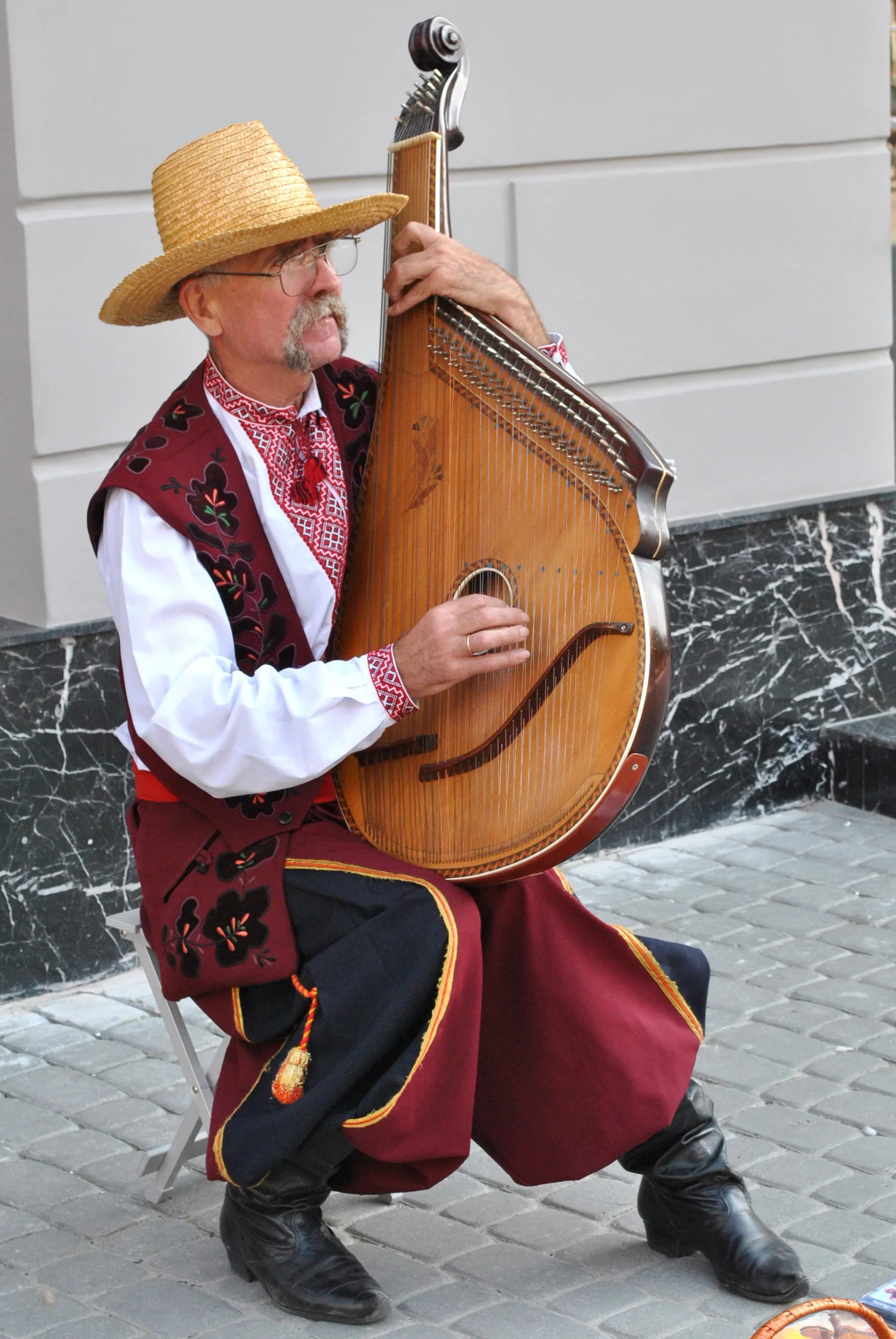 Porträt von Volodymyr Horbatiuk (1951–2023) – Gedenkseite