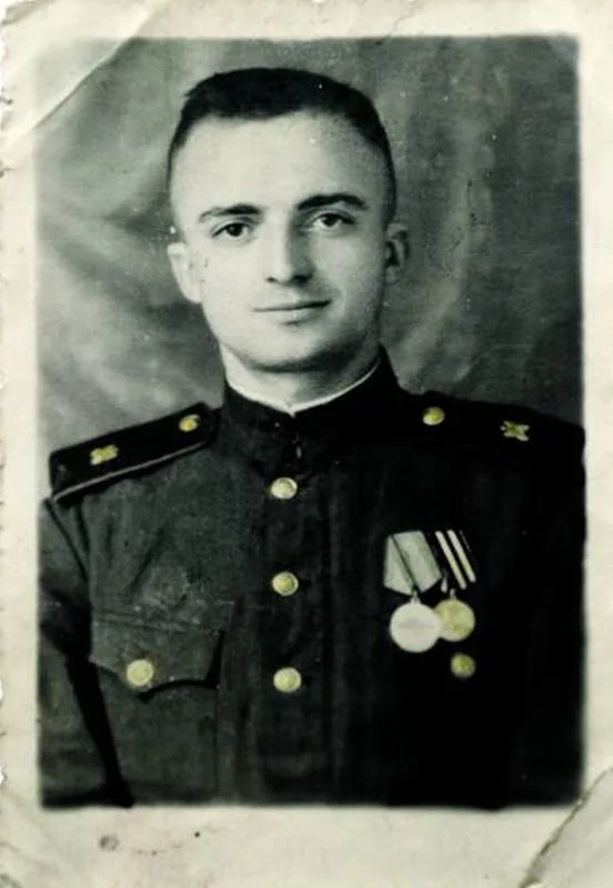 Portrait of Evgen Grytsiak (1926–2017) – memorial page