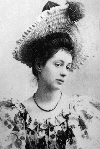 Porträt von Oleksandra Skoropadska (1878–1952) – Gedenkseite