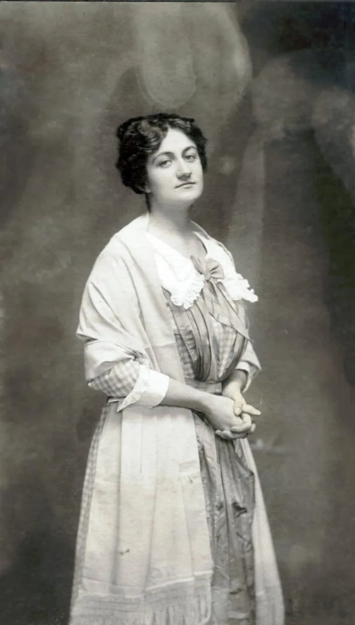 Porträt von Hanna Kruschelnyzka (1887–1965) – Gedenkseite