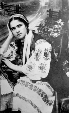 Porträt von Vira Kutynska (1897–1981) – Gedenkseite