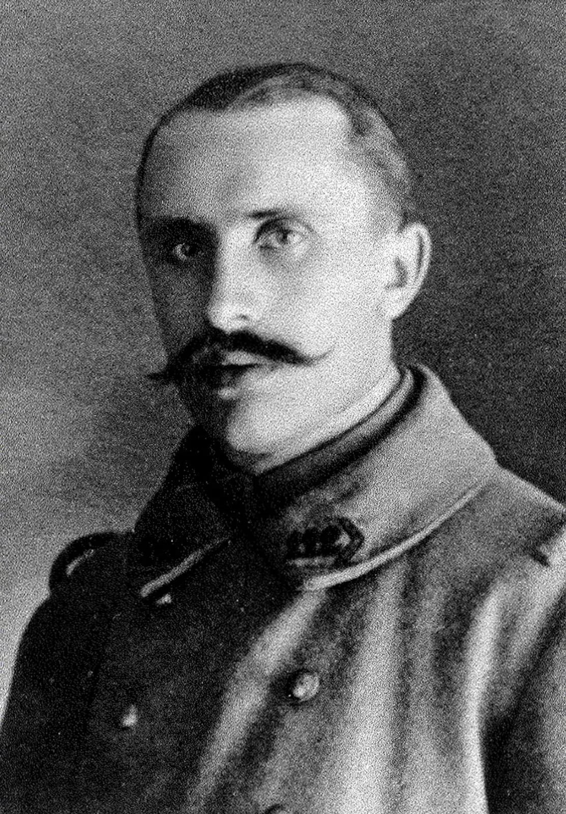 Portrait of Pierre Villard (1893–1918) – memorial page