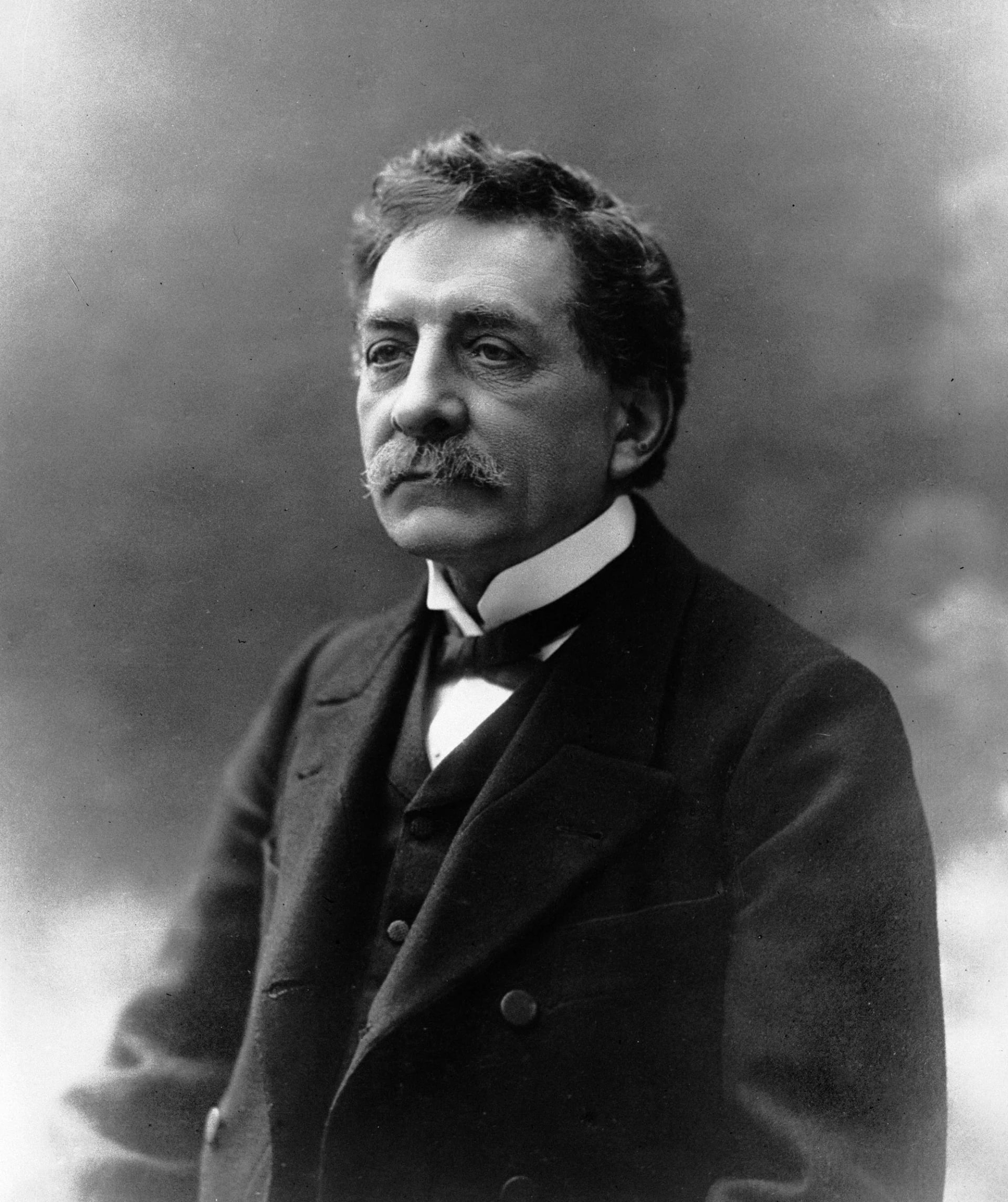 Porträt von Paul Viollet (1840–1914) – Gedenkseite