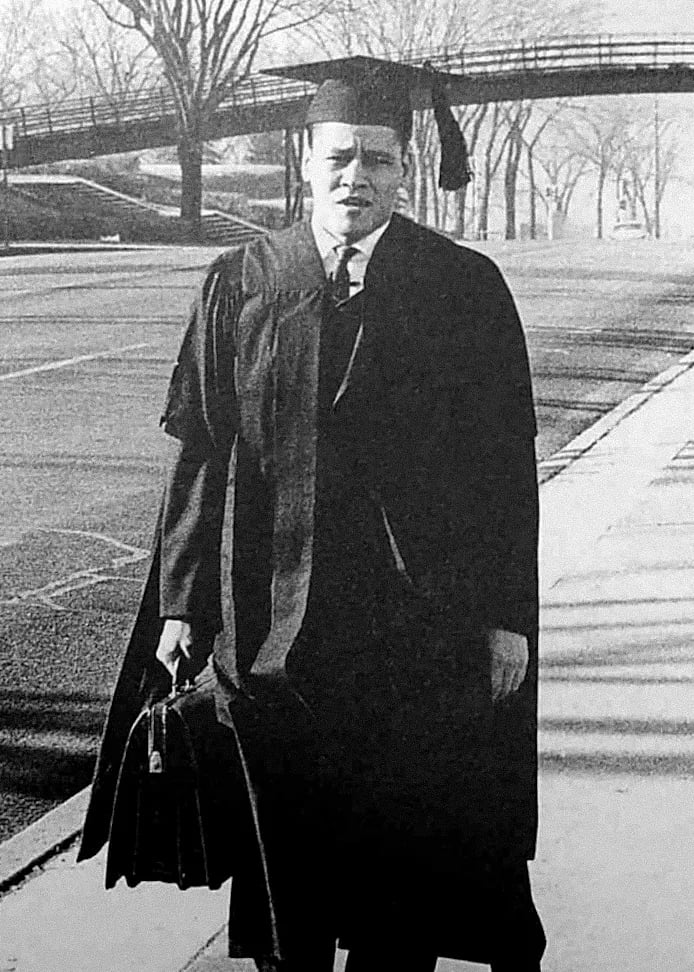 Portrait of Abou El Kacem Saâdallah (1930–2013) – memorial page