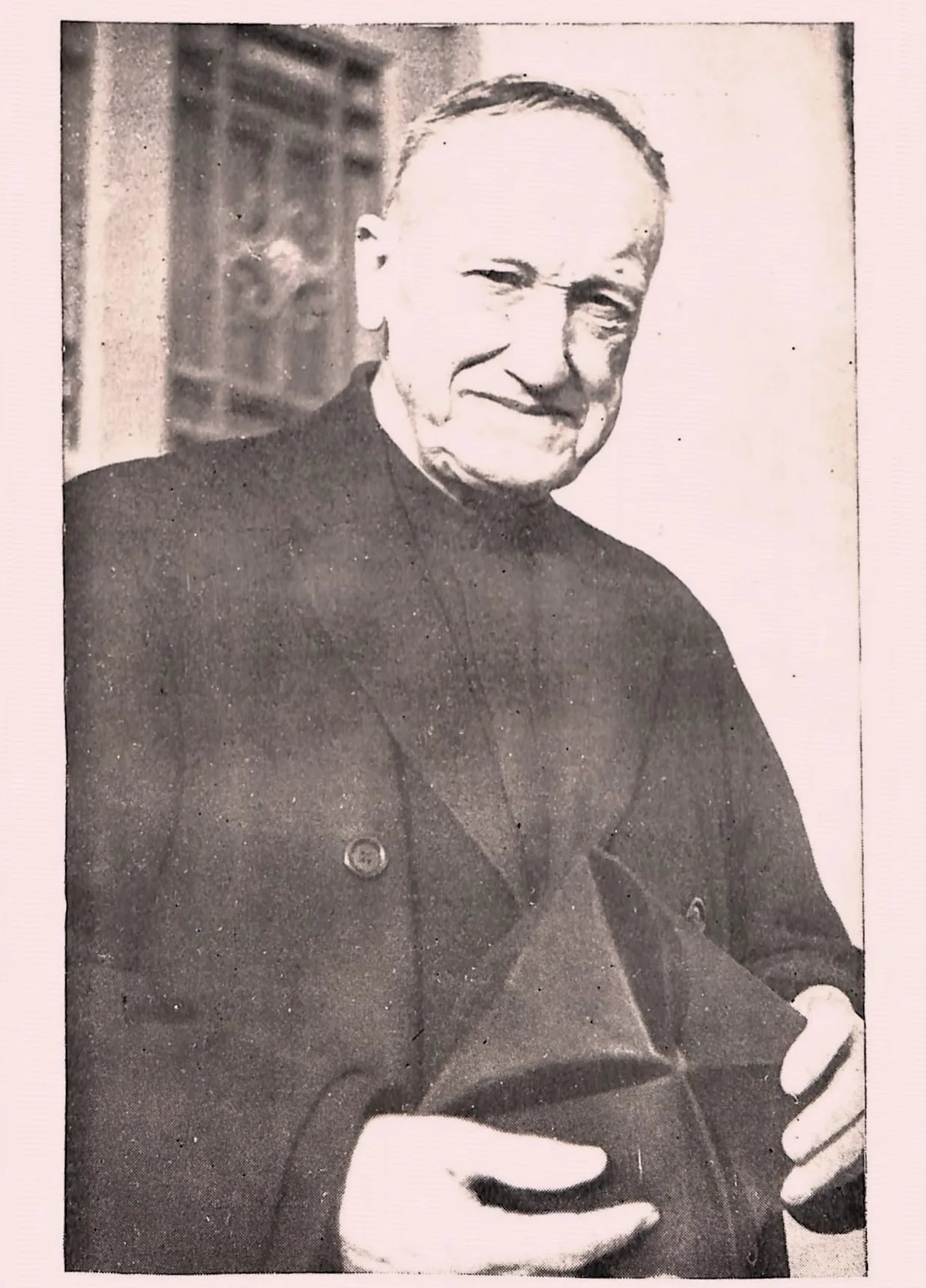 Portrait of Antonio Pérez Goyena (1863–1962) – memorial page
