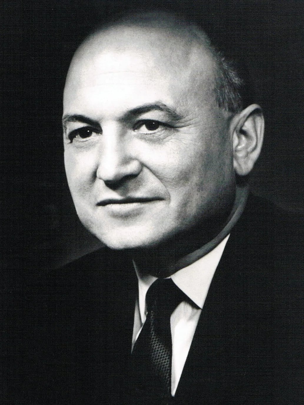 Portrait of Edgar Benson (1923–2011) – memorial page