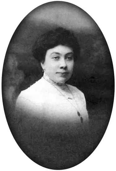 Portrait of Katarine Eleizegi (1889–1963) – memorial page