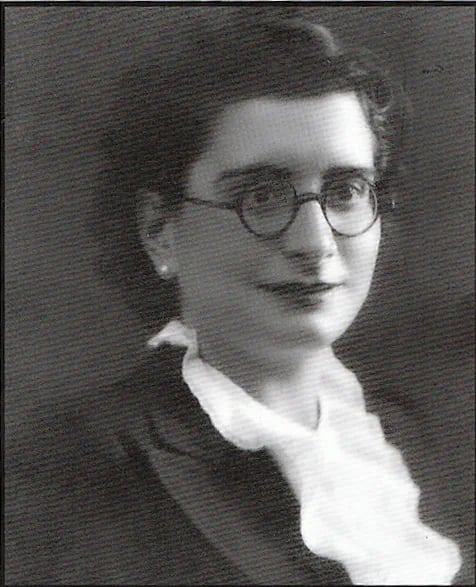 Portrait of Miren Gezala (1912–2003) – memorial page
