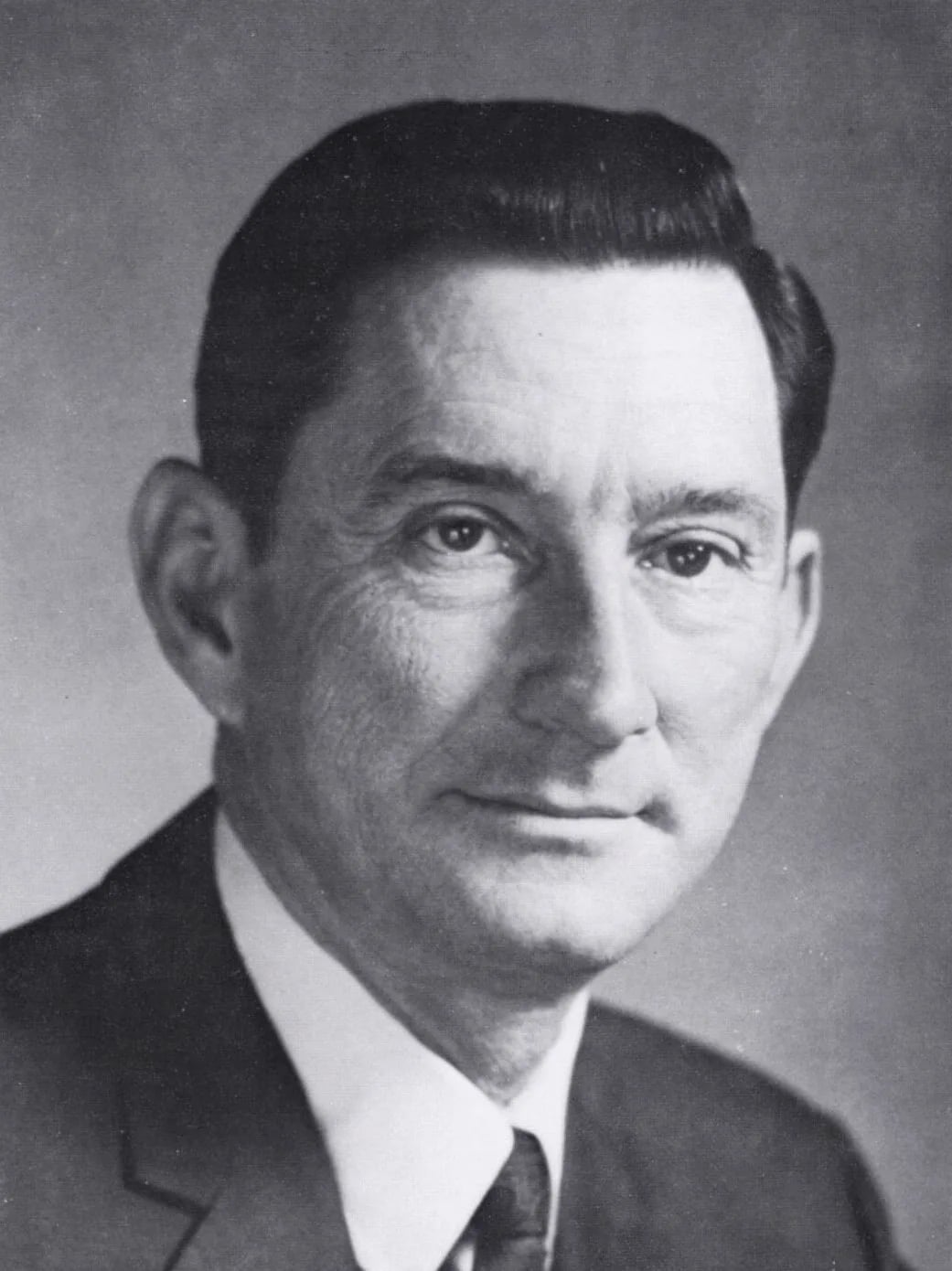 Portrait of Johnnie L. Caldwell (1922–2014) – memorial page