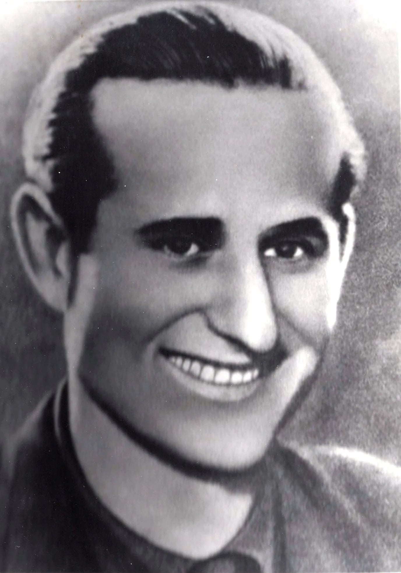Porträt von Dimche Mirchev (1914–1944) – Gedenkseite