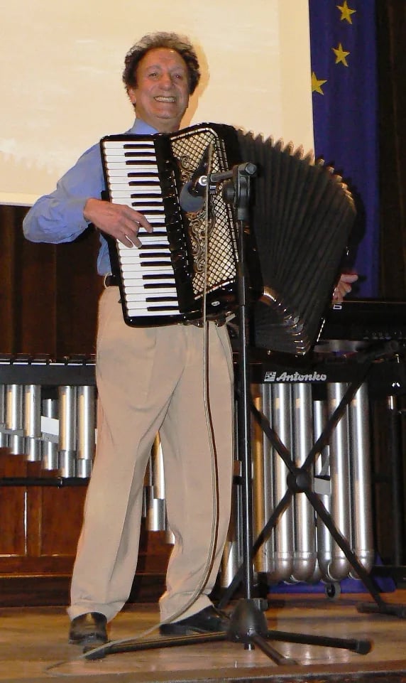 Porträt von Ibro Lolow (1932–2015) – Gedenkseite