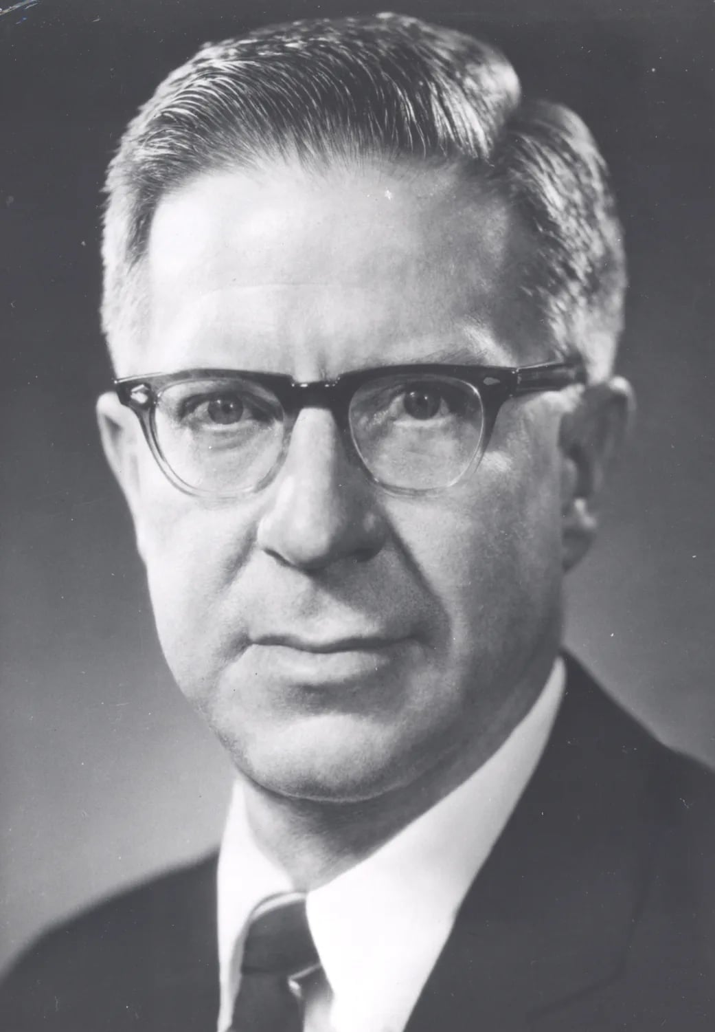 Porträt von James C. Elms (1916–1993) – Gedenkseite