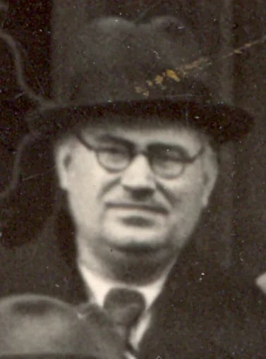Porträt von Konstantin Petkanow (1891–1952) – Gedenkseite