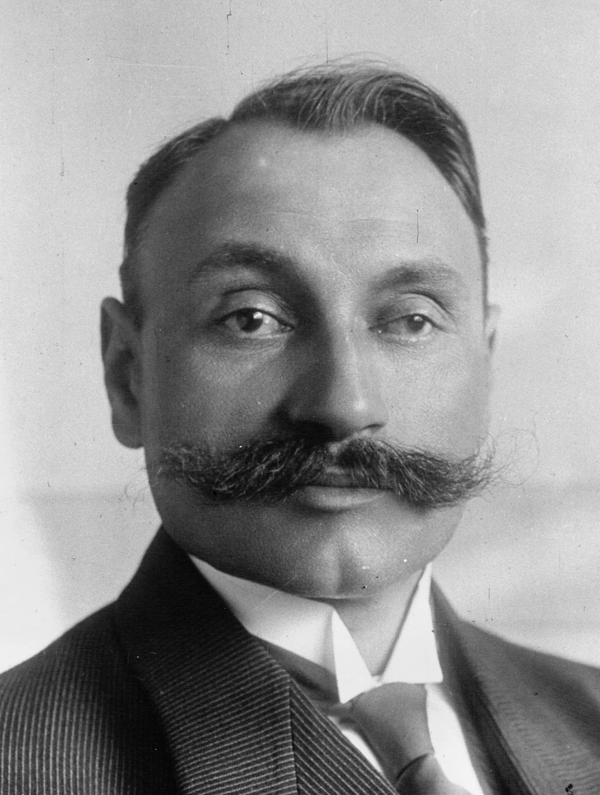 Porträt von Louis Delâge (1874–1947) – Gedenkseite