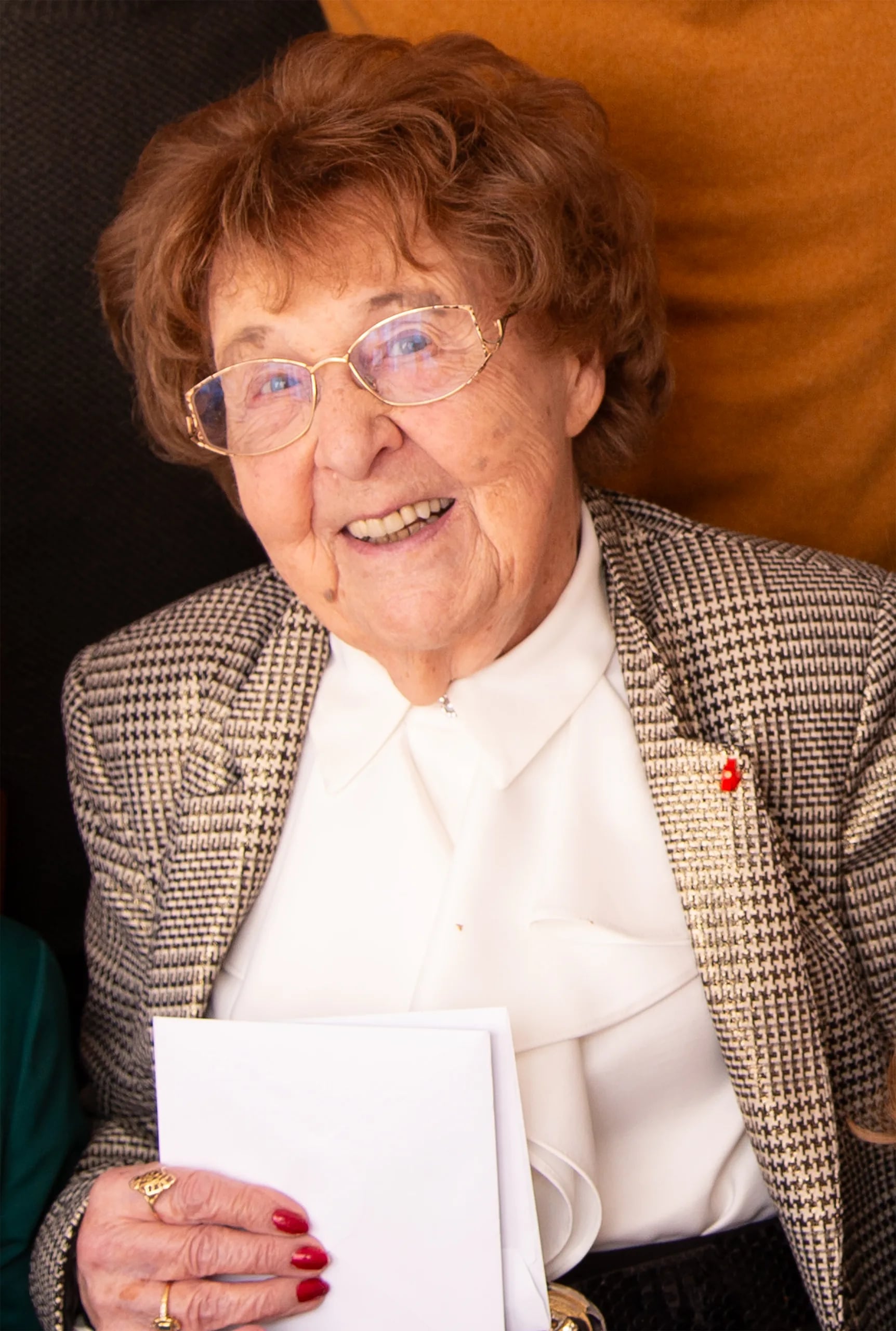 Porträt von Annette Lajon (1931–2023) – Gedenkseite