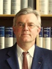 Portrait of Dieter Enders (1946–2019) – memorial page