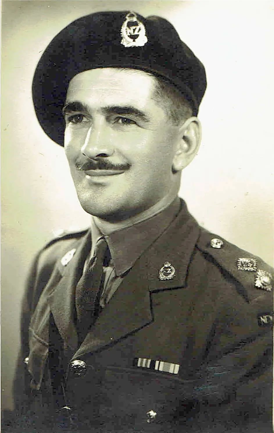 Porträt von Mervyn Cross (1917–1966) – Gedenkseite
