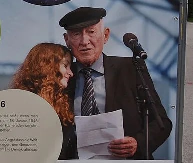 Portrait of Daniel Chanoch (1932–2024) – memorial page