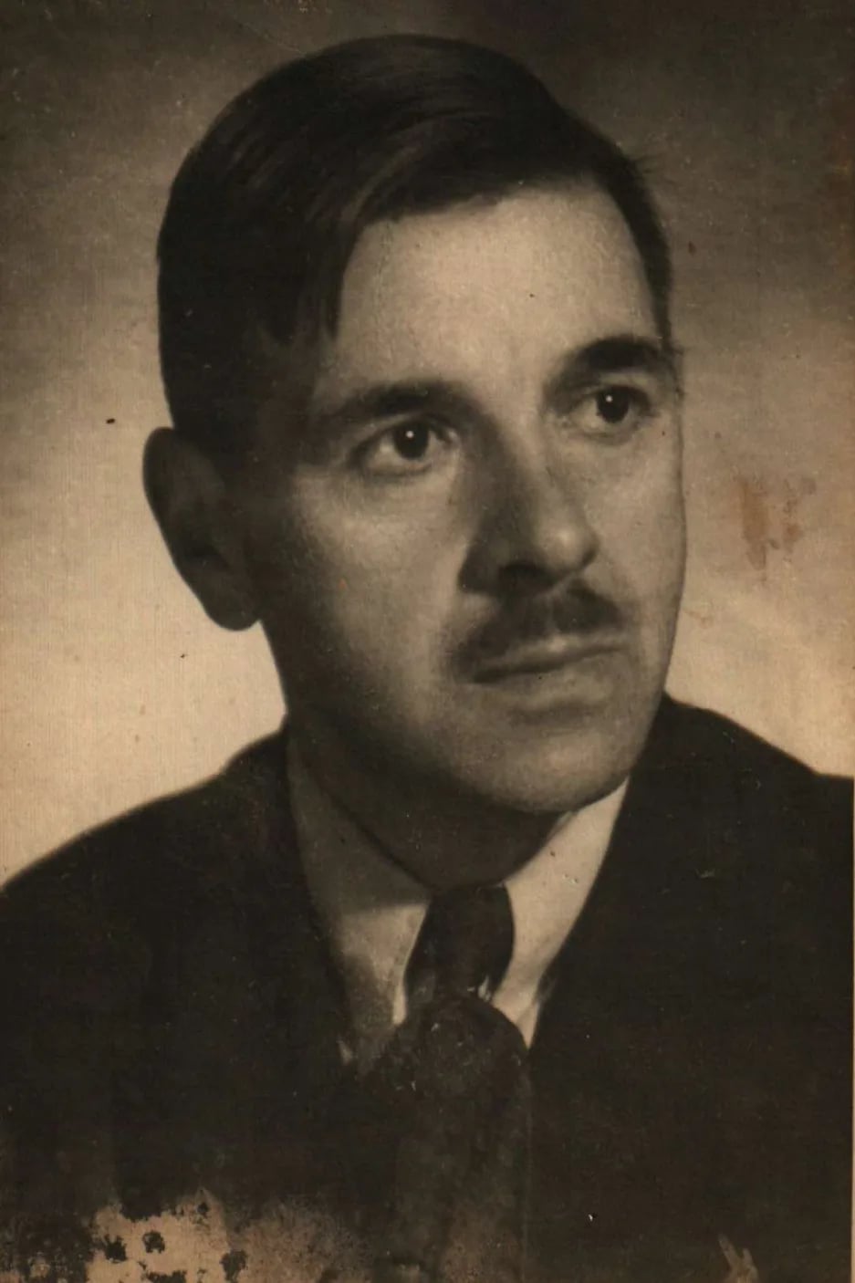 Portrait of Christo Wakarelski (1896–1979) – memorial page